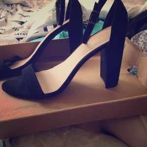 Black brash heels